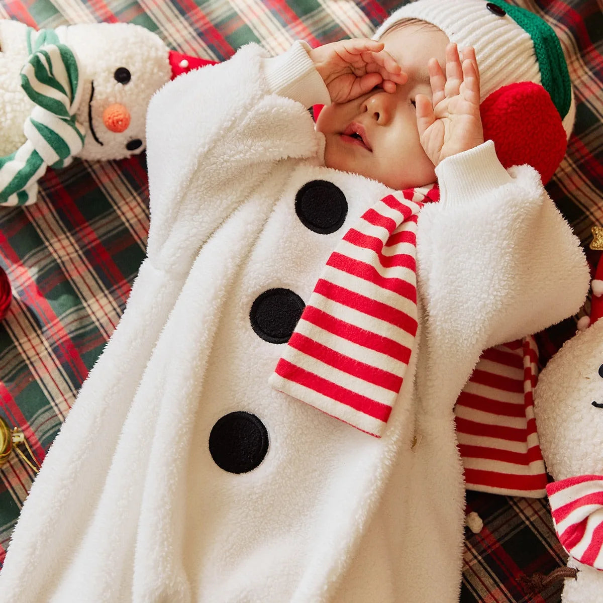 2025 New Christmas Onesie Baby Girls Boys White Fleece Warm Rompers Jumpsuit+Scarf+Cute Snowman Hat Toddler Xmas Outfits A8198