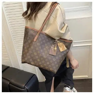 Stylish Designer Party Diaper Bag For Women Luxury Leather Tote Large Capacity Elegant Crossbody Handbag For Evening Outings