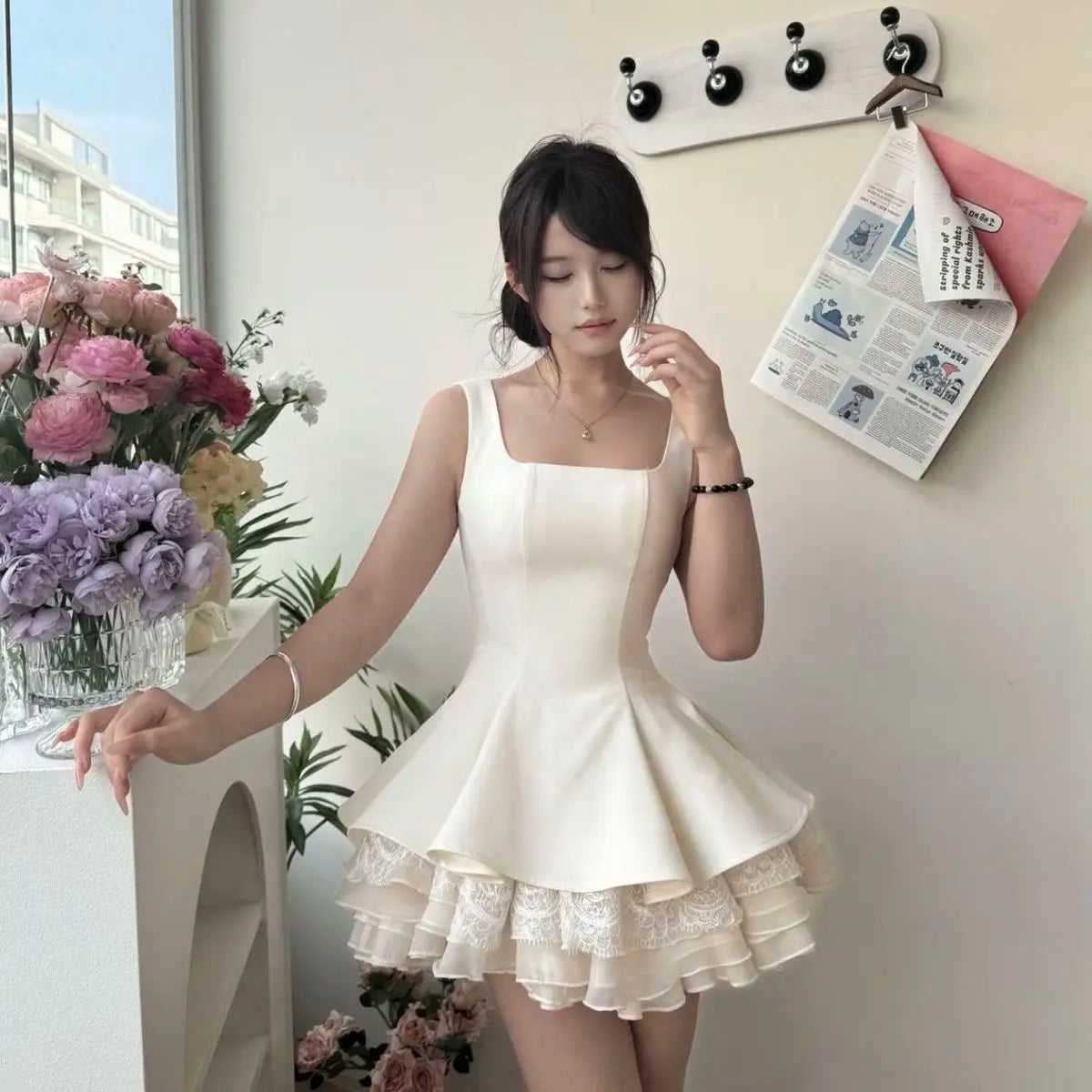 Elegant Sweet Princess Sleeveless Waist Tight Women White Summer Dresses Lace Ruffle Hem Party Dress Female Chic Popular Clothes