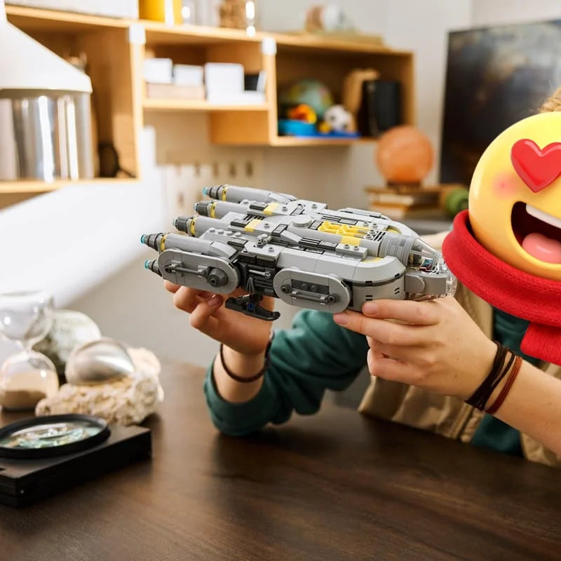 2026 New 701pcs Requiring Assembly Starship Blocks Model Space World Movie Christmas Birthday Toy for Family Decor Gifts