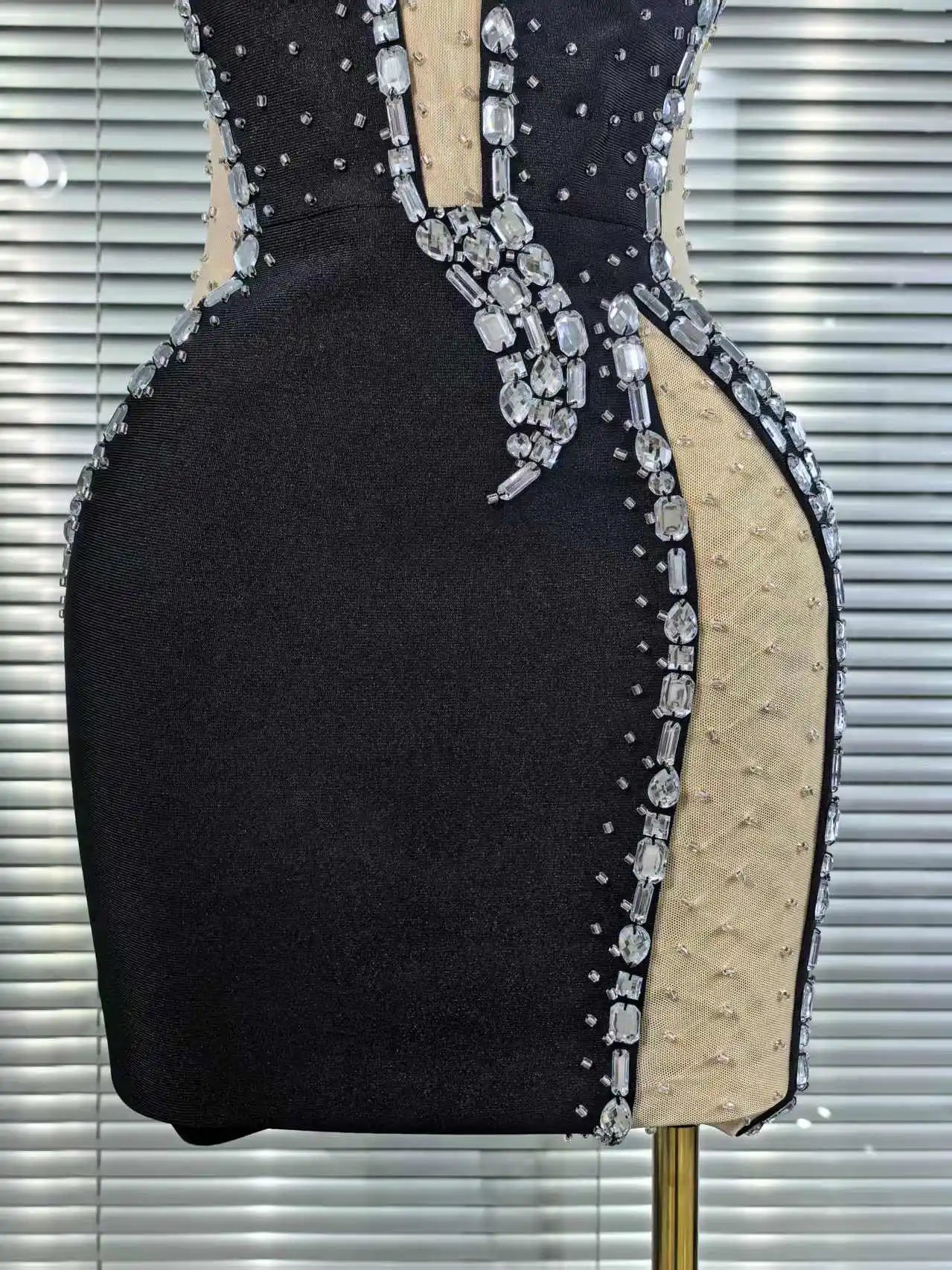 White Black Women Sexy Strapless Shinning Crystal Bodycon Mini Bandage Dress Nightclub Party Celebrate Birthday Cocktail Dress
