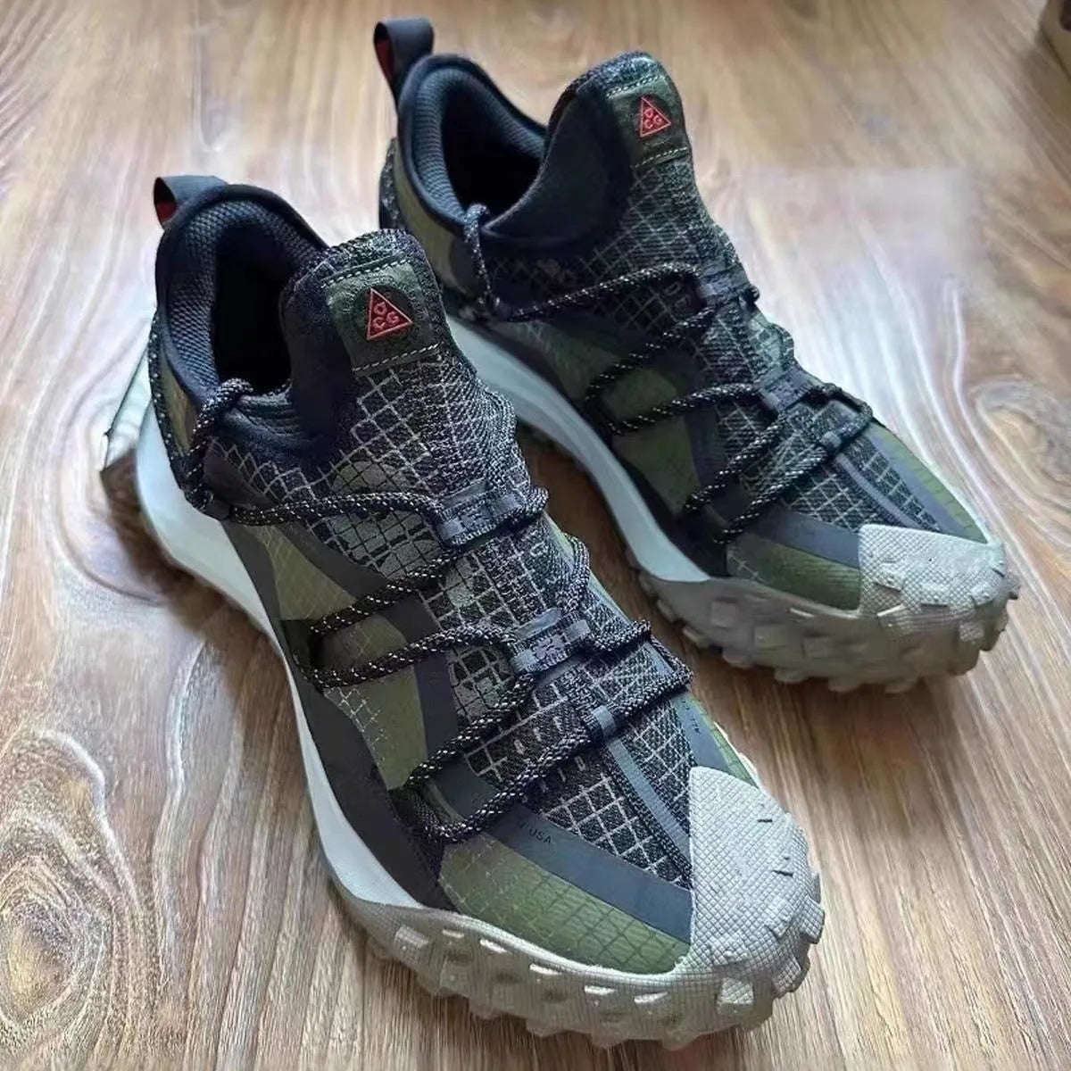 Waterproof Non-Slip Hiking Mountaineering Shoes Men's Women's Outdoor Rubber Sole Low Top EVA Breathable Trekking Shoes