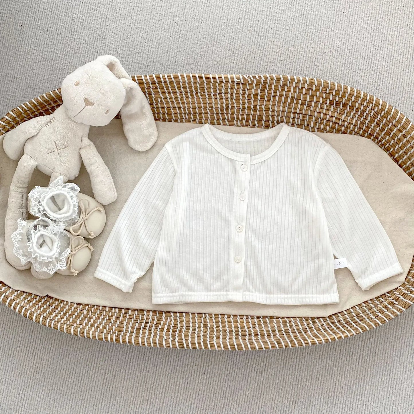 Summer Baby Girl Sunscreen Shirt Solid Color Simple Round Neck Air Conditioning Cardigan Lightweight Breathable Girl's Coat