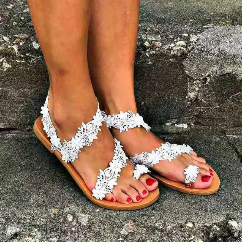 2025 White Lace Sandals Women Flip Flops Flat Sandals Women Bohemia Beach Shoes Women Plus Size Summer Fashion Woman WSH3628