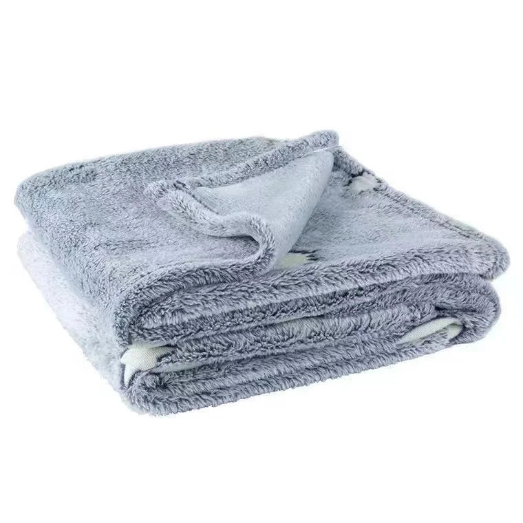 Double-Sided Flannel Coral Fleece Quilt Luminous Fluorescent Office Blanket for Children for Winter Air Conditioning