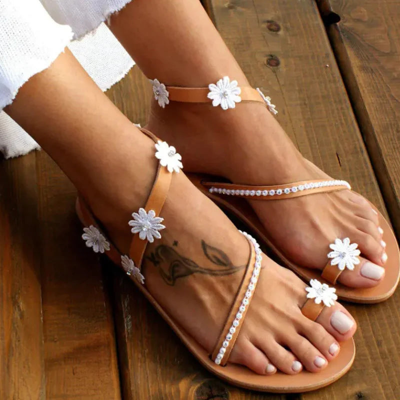 2025 White Lace Sandals Women Flip Flops Flat Sandals Women Bohemia Beach Shoes Women Plus Size Summer Fashion Woman WSH3628