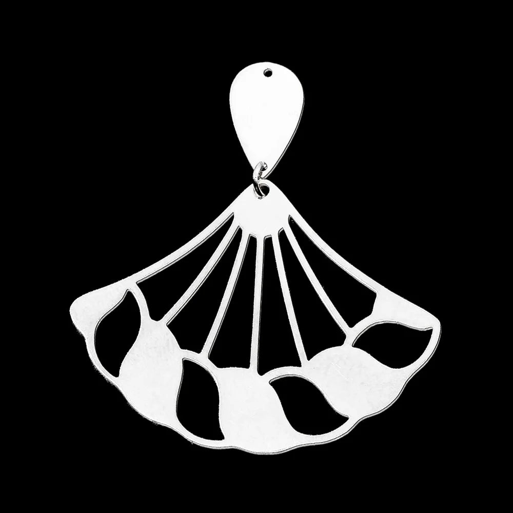10pcs/lot Hollow Lotus Rose Flower DIY Charms 316 Stainless Steel Women Wholesale Jewelry Round Leaf Tassels Necklace Pendant