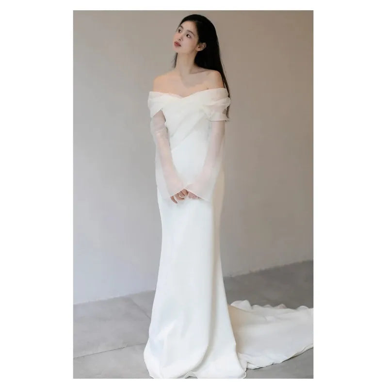 2026 Summer New One Shoulder Satin Light Wedding Dress French Travel Photography Bridal Temperament Simple and Slim Fit Dress