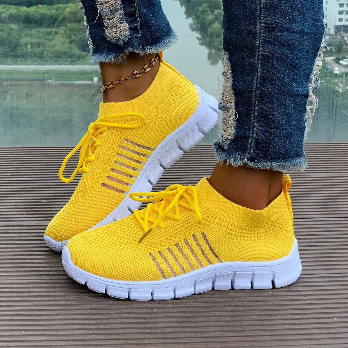 Women's Pink Casual Shoes Breathable Mesh Platform Sneakers Slip-on Flying Shoes Women Tennis Shoes Lightweight Female Shoes