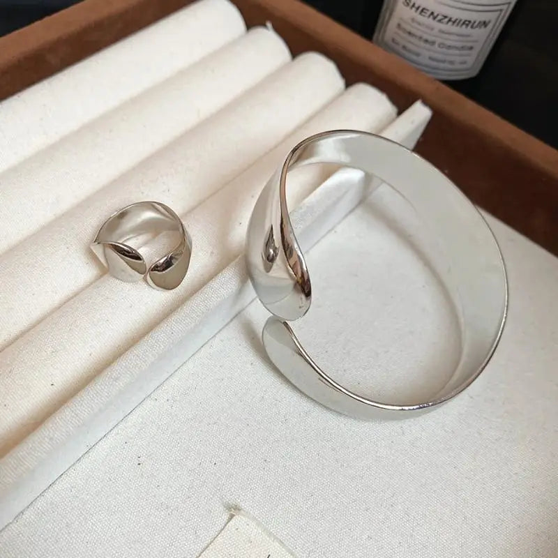 Minimalist Geometric Metal Bracelet and Ring Set Chic Fashion Jewelry for Party or Daily Wear