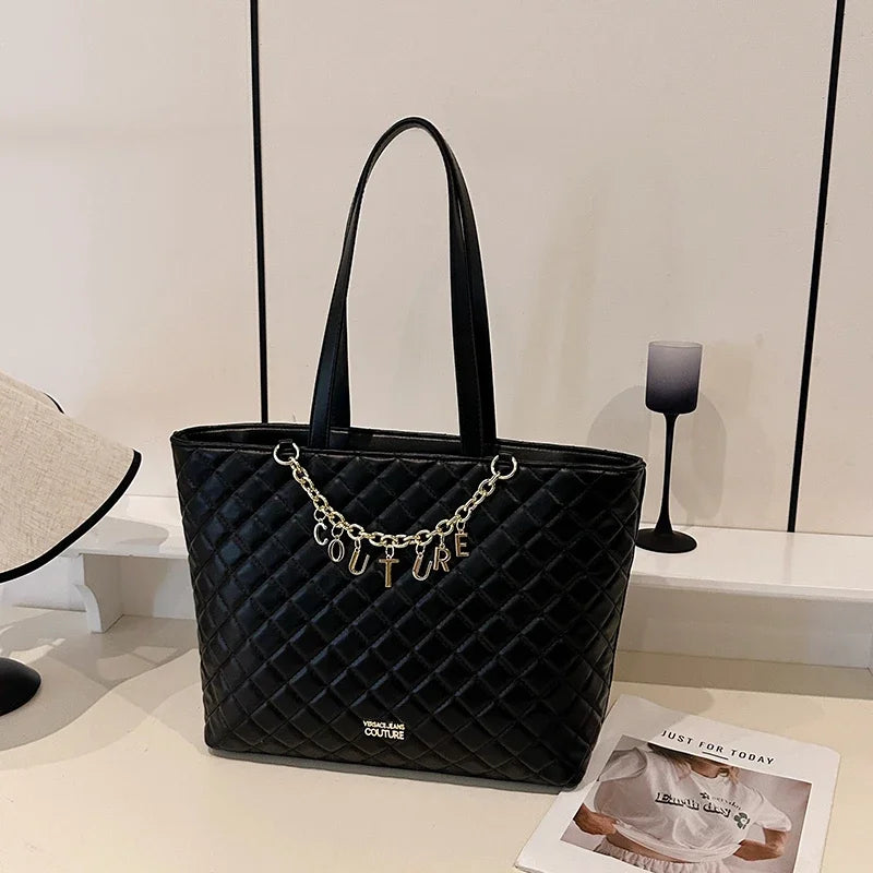 Luxury Original Party Shopping Simple Diaper Bag Unique Crossbody Handbag For Women Fashionable Textured Messenger