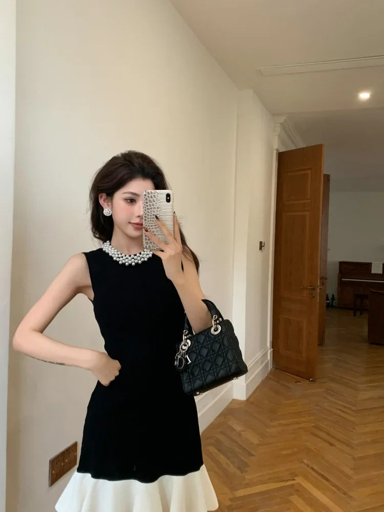 Elegant Pearl Detail Knitted Ice Silk Sleeveless A- Line Dress French Style Summer Dress for Women with Lace Hem Empire Waist