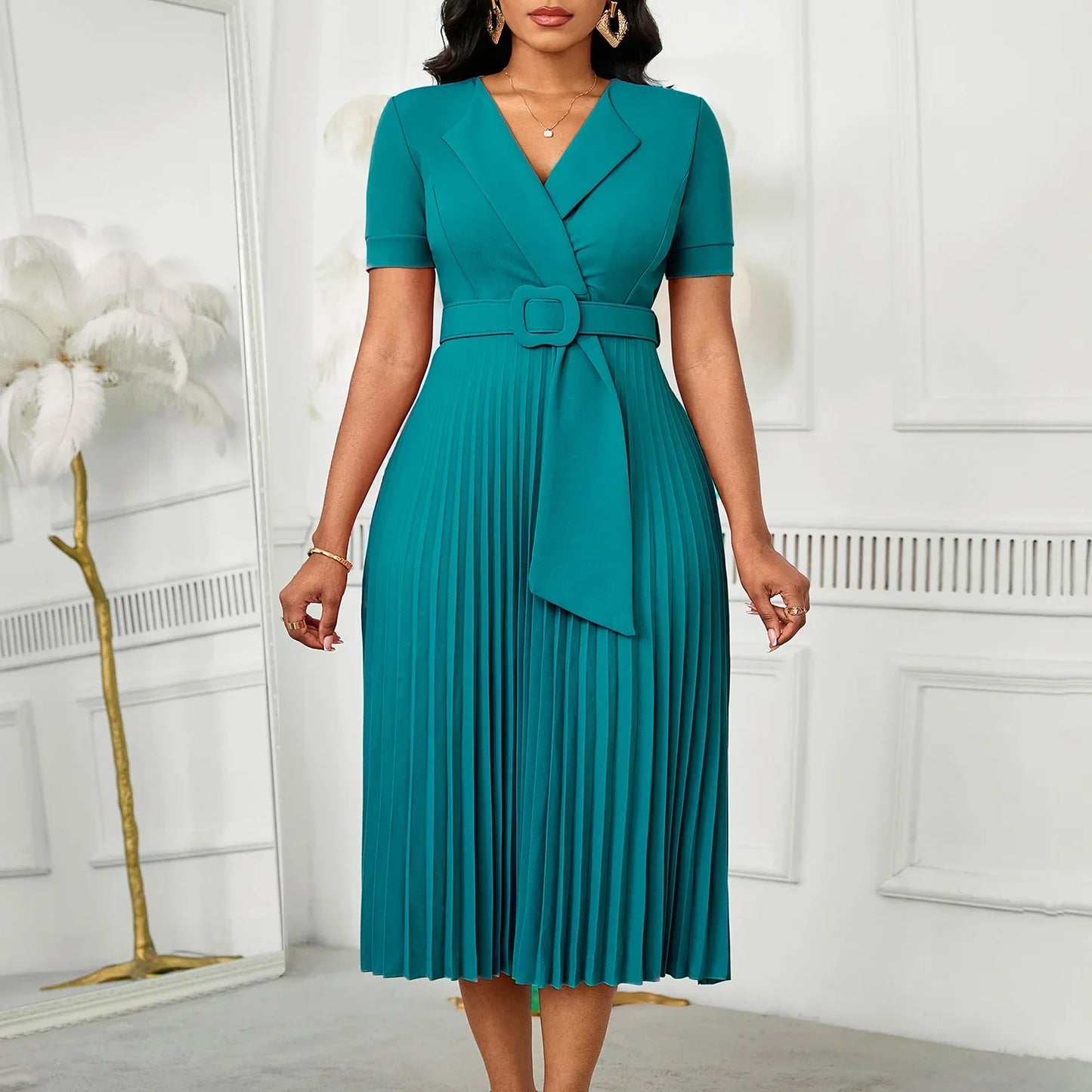 Sexy Short Sleeve V-Neck Elegant African Pleated Dress High Waist Midi Dress Fashionable Atmosphere Casual Elegant Style