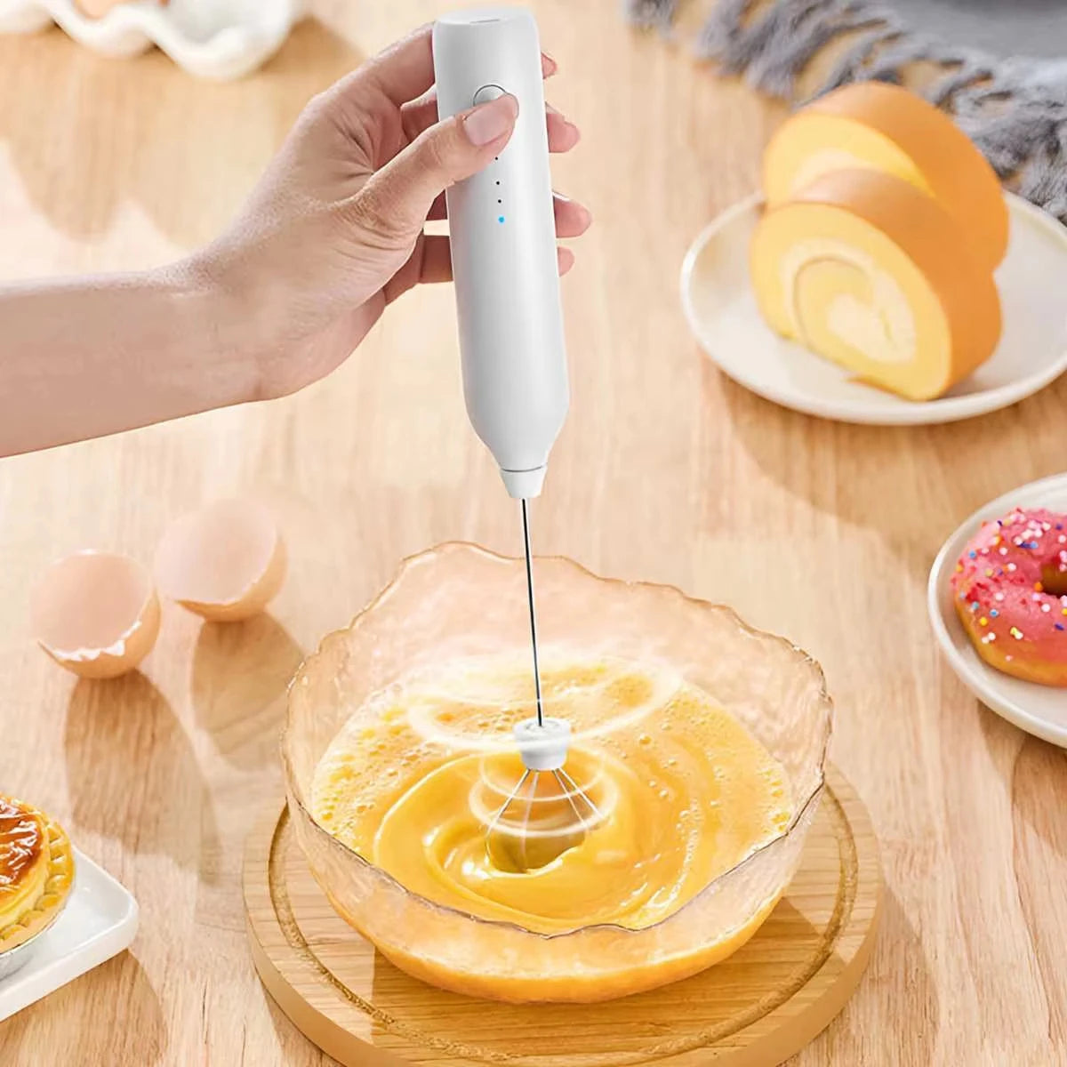 Handheld Electric Milk Coffee Mixer, High-Speed Cream Mixer, AA Battery Powered Latte and Cappuccino Kitchen Appliances