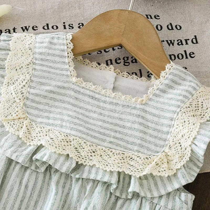 2025 New Summer Toddler Baby Girls Jumpsuit Short Sleeved Cotton Stripe Newborn Baby Girls Romper 0-24M Baby Girls Clothing