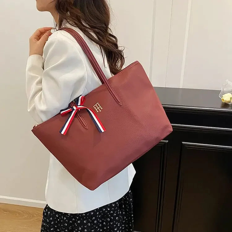 Vintage Elegant Diaper Bag: Luxury Crossbody Handbag For Women With Designer Letter Logo And Large Capacity Tote Function