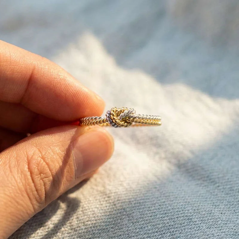 925 Sterling Silver Exquisite Knot Rings Two-tone Lines Twisted Women Rings Female Accessories Daily Wear Fashion Jewelry Gift