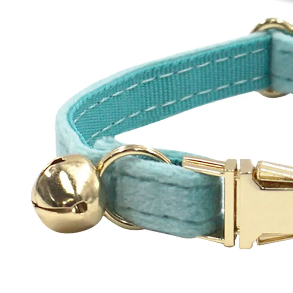 Smart Cat Collar with Bell Personalised Pet Accessories GPS Pet Locator Pet Tracking Collar Device Anti-lost for Cats Dogs