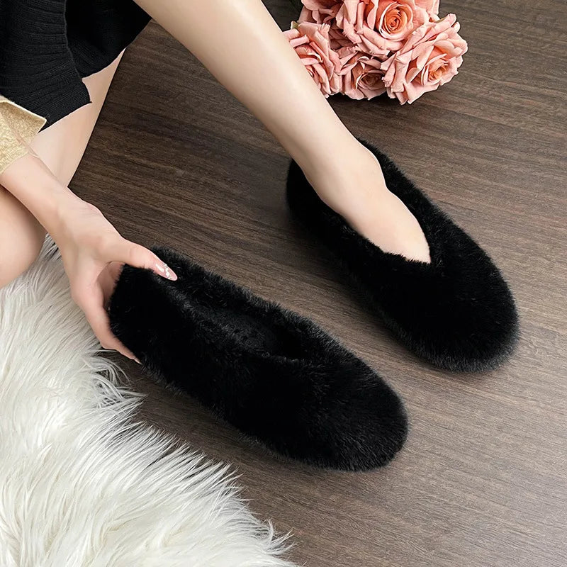 Women's Shoes 2025 New Style Warm Mink Wool Fleece Soft-soled Bean Shoes, Plus-size Women's Shoes43 Mom Shoes Luxury Shoes Women