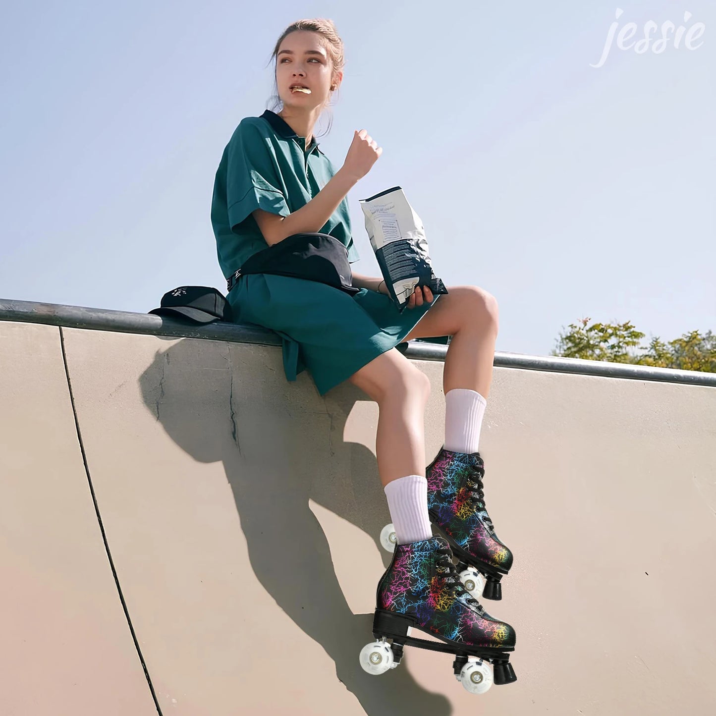 Flashing Quad Roller Skates Adult Flashing 4 Wheels Skates For Women Men Outdoor Sports Ice Skating Rink Quad Sneakers