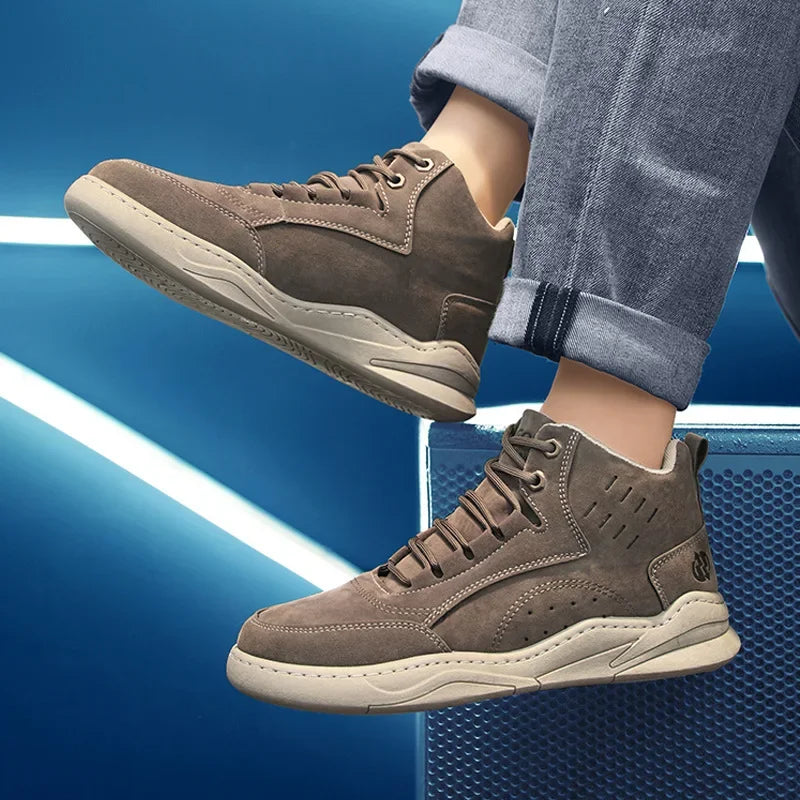 Men's High Top Sport Shoes Winter New Fashion Retro Outdoor Travel Matching Lace up Leather Surface Shoes Comfortable Casual Sne