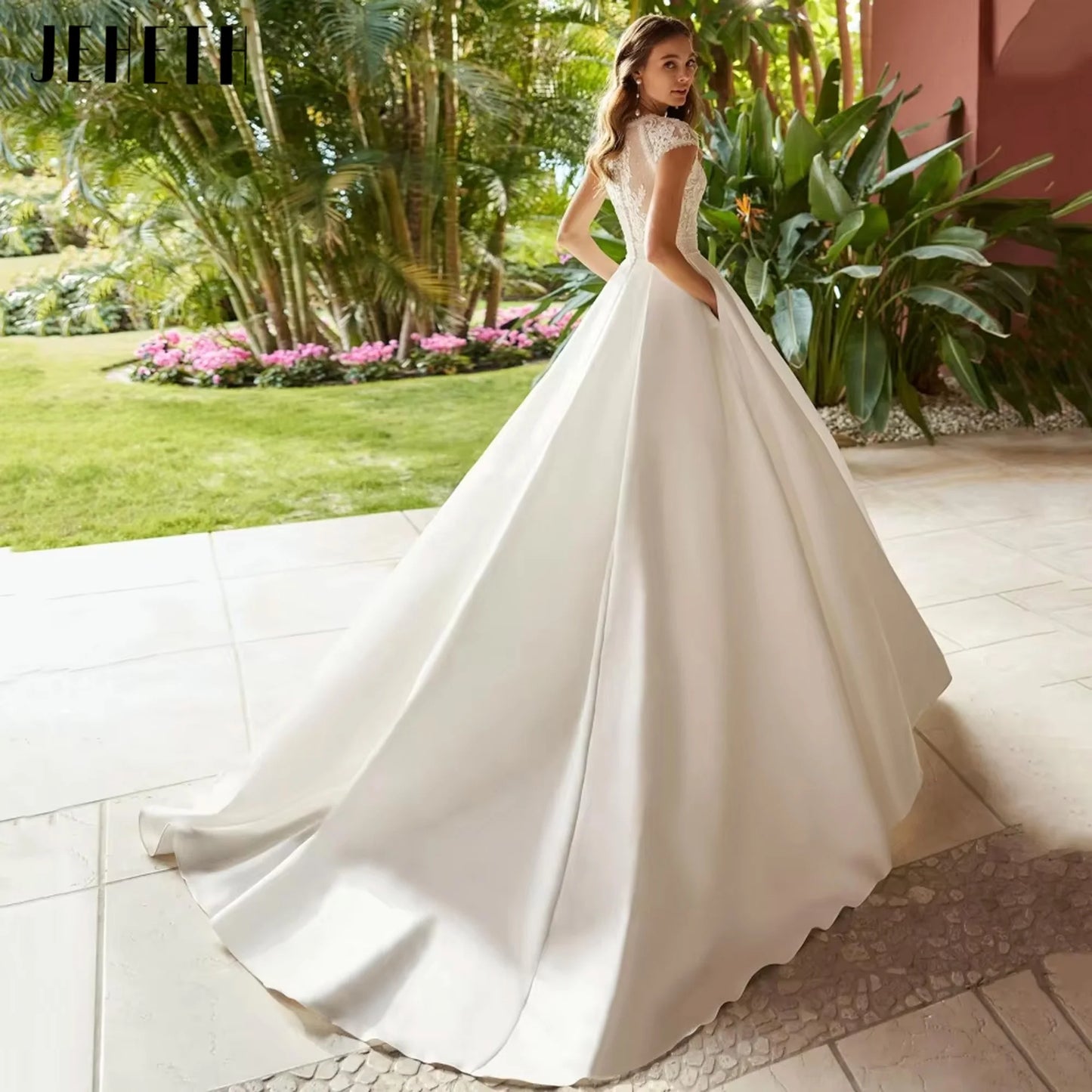 Elegant Classic Sexy Wedding Dresses Cap Sleeve V-Neck Lace Bridal Dress A Line Court Train Gown New Vestido De Novia Customized