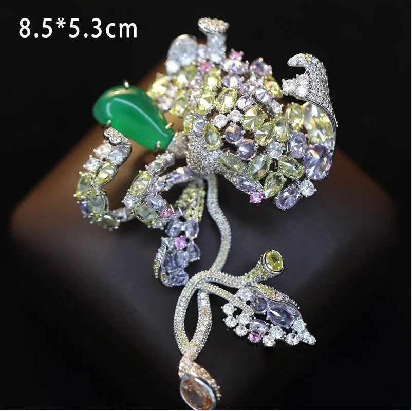 2026 Woman Brooches Luxury Designer Rose Butterfly Dragonfly Vase Bow Broche Pin Micro-inlaid Zircon Elegant Coat Accessories