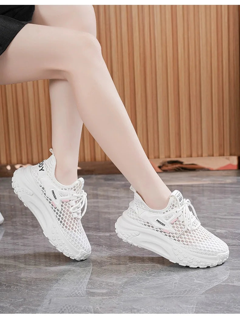 Breathable Women Running Shoes Lightweight Female Sports Shoes Fashion Tennis Outdoor Soft Lace Up Women's Sneakers Q110