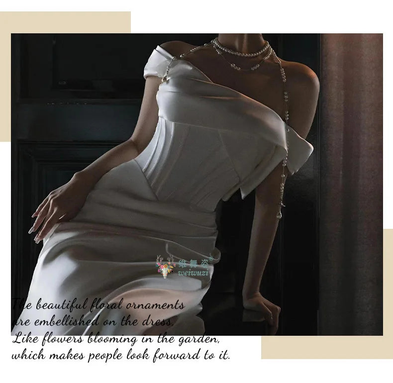 French Style Luxury Pleat Satin Strapless Light Wedding Bridal Dress Off-Shoulder Light Wedding Dress Birthday Party Prom Gowns