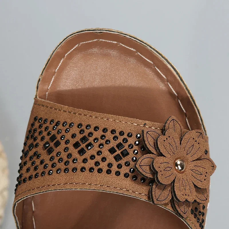 2024 Summer Women Slippers Plus Size Women's Shoes Retro Roman Sandals Women Pu Casual Flower Wedge Sandals Platform Slippers