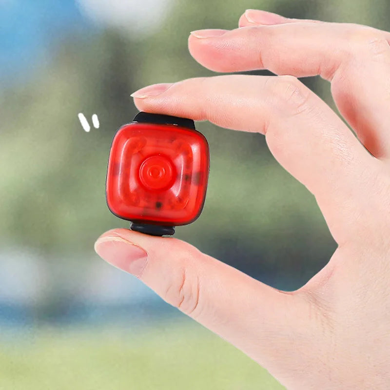 1pc Pet Luminous Pendant, Dog LED Walking Pet Cat Glowing Pendant Safety Luminous Collar Dog USB Rechargeable 3 Modes Flashlight