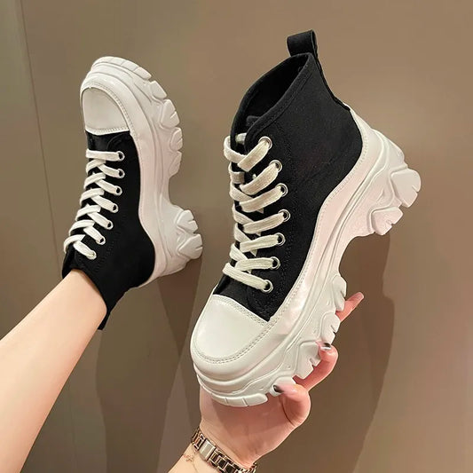 New Women Run Star Sneakers High Top Platform Women Sports Shoes White Black Casual Fashion Canvas Shoes Vulcanized Shoes Feme