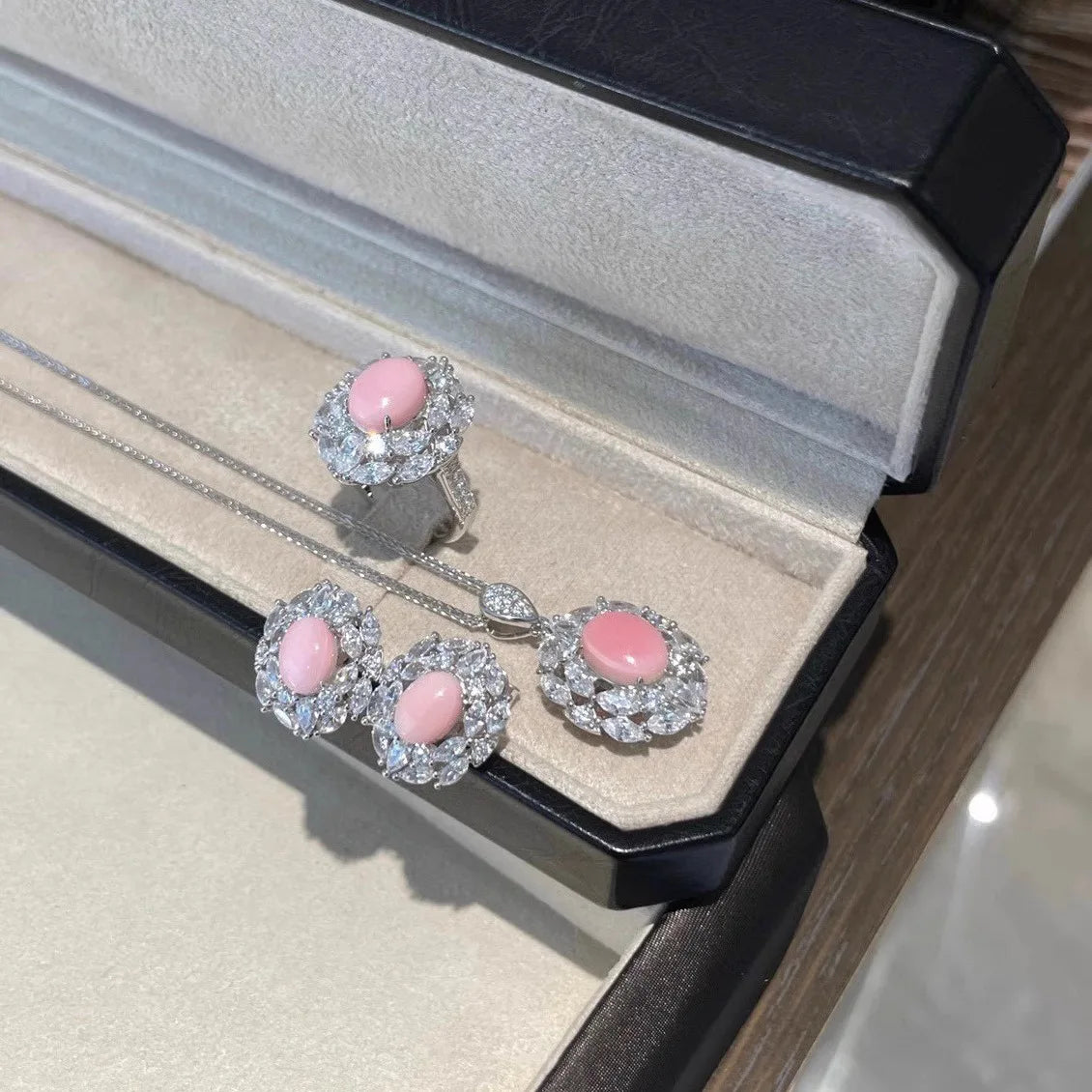Exquisite luxury Design Jewelry Sets with Pink Quartz Zircon Pendant Necklaces Earrings Silver Color Rings Wedding 3 Piece Set