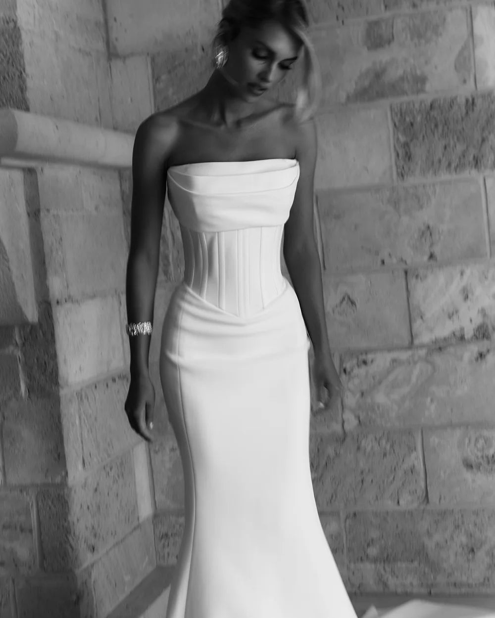 Elegant Mermaid Wedding Dresses Corset Strpaless Floor Length Bridal Dress Simple High Slit Evening Wedding Gowns Customized