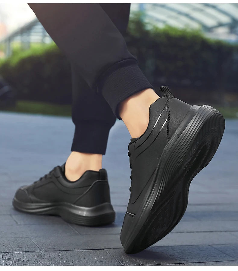 2024 New Sneakers Men Casual Shoes Comfotable Lightweight Men High Quality Running Shoes Outdoor Waterproof Leather Sport Shoes