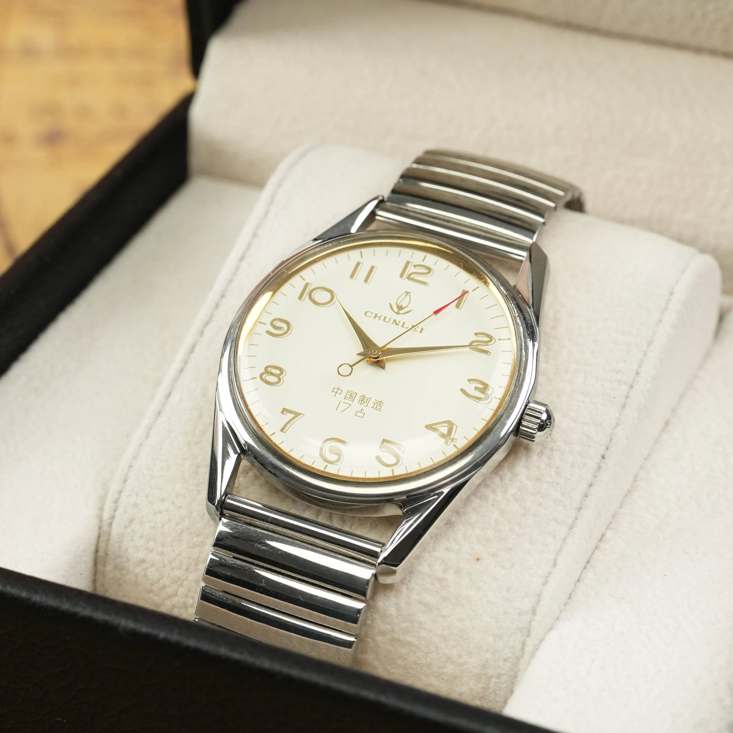 Old Shanghai Diamond Brand Genuine Mechanical Watch Men's Manual Winding Watch Inventory Dad Gift Retro Old Watch