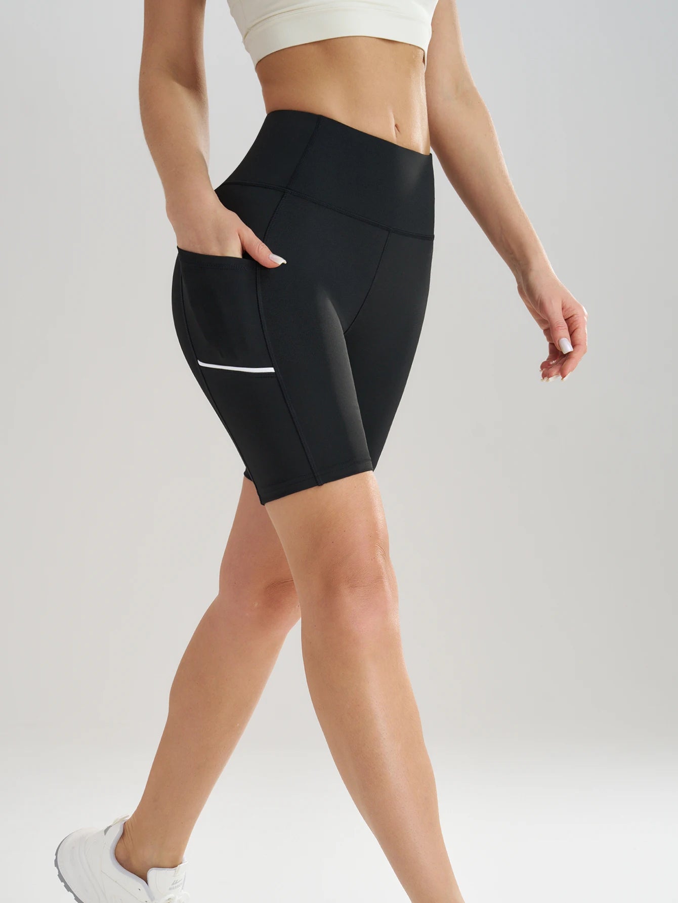 Women's High Waisted Biker Shorts with Phone Pocket Tummy Control High Waist Yoga Pants Tummy Control High Waist Yoga Pants