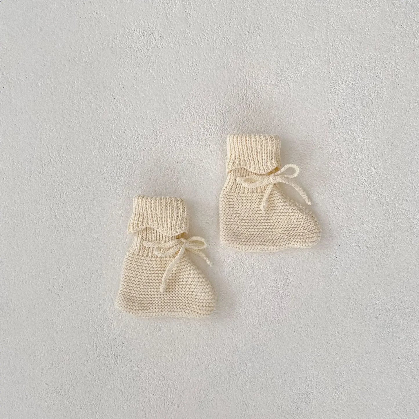 Baby Clothing 2025 Autumn Winter New Fashionable Casual Simple Sweet Floral Jacquard Coat Knitted Pants Hat Socks Kids Clothes