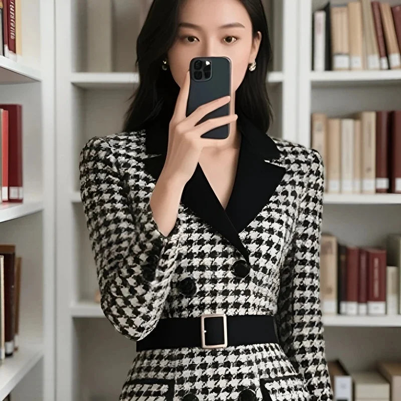 French Retro Plaid Print Dress Fashion Notch Collar Double Breasted Dress Autumn Long Sleeved High Waist A-Line Midi Dress 724B