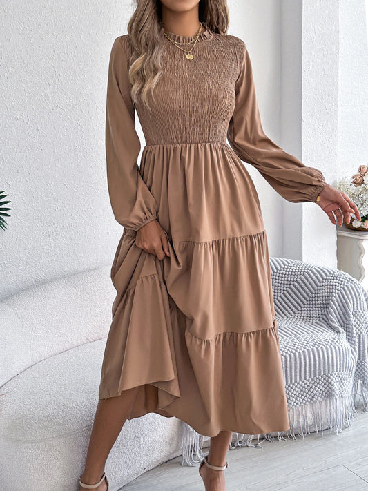 Women's Spring Vacation Solid Color Round Neck Long Sleeve Midi Dress with Ruffled Waist