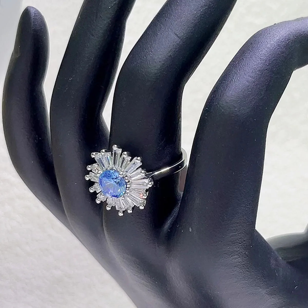 Rings Sales Trend Luxury Brand High Quality Jewelry Original Shiny Christmas Birthday Cocktail Party Engagement Gift for Women