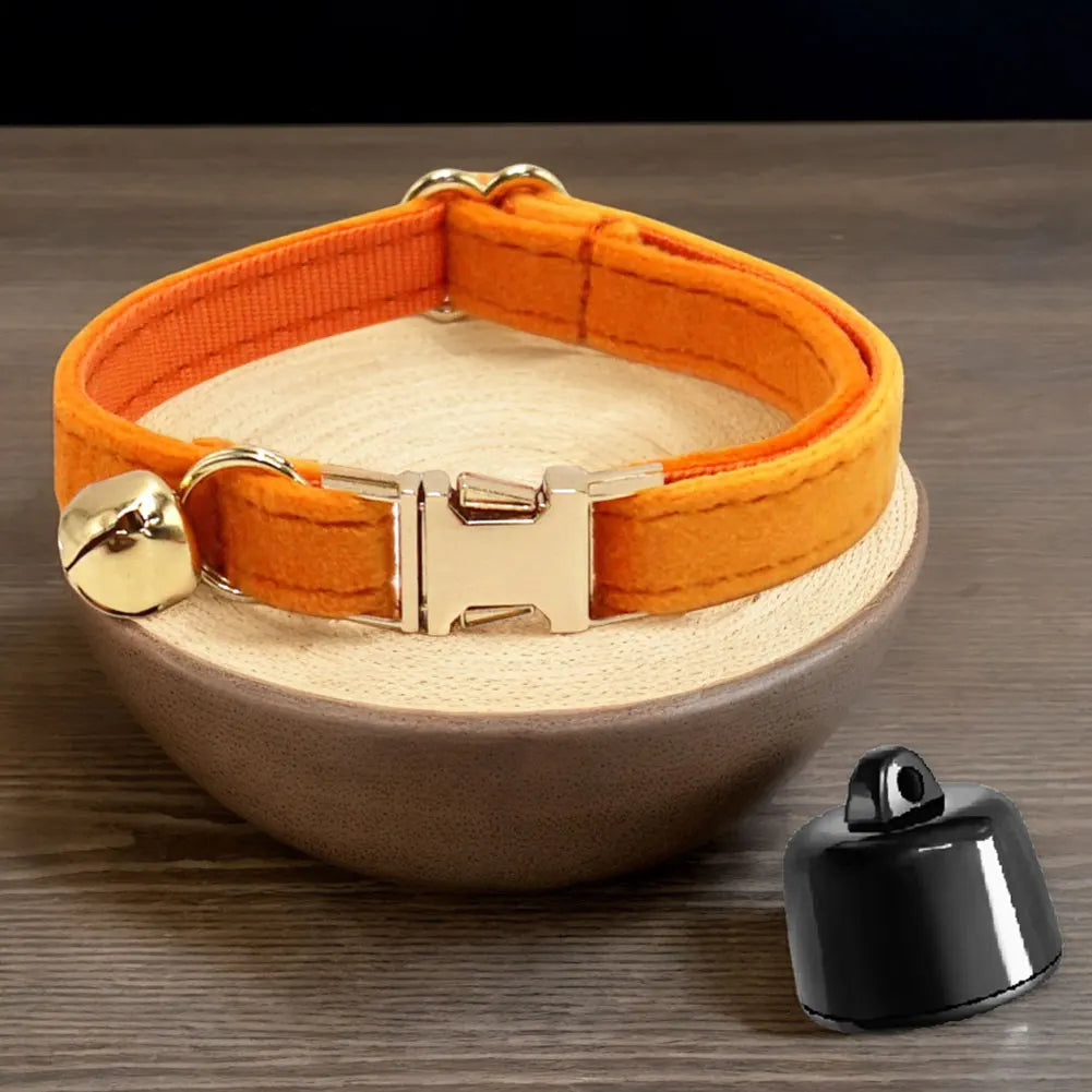 Smart Cat Collar with Bell Personalised Pet Accessories GPS Pet Locator Pet Tracking Collar Device Anti-lost for Cats Dogs