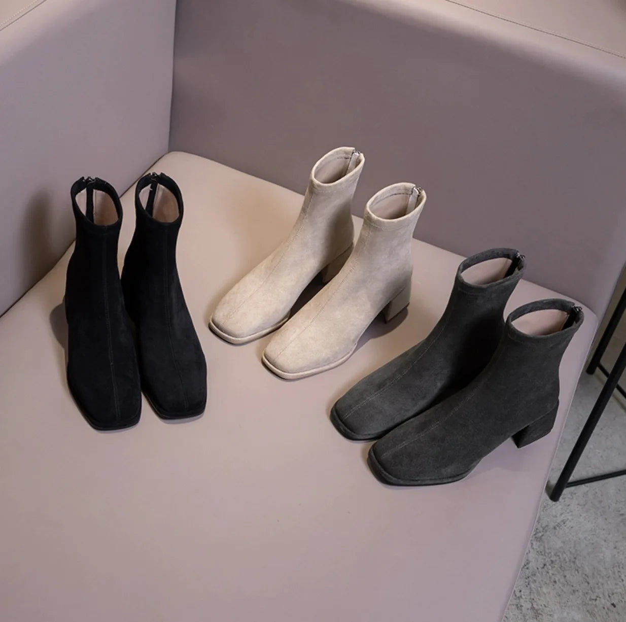 2023 Autumn/Winter New Square Headed Suede Short Boots Women's Boot with Thick Heels and Mid Heel Single Boots