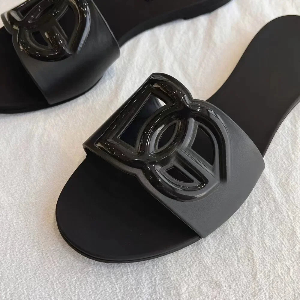 Women's Slippers New Summer Thick sandals One-word Toe Flat Beach Jelly Women's Shoes Large Size