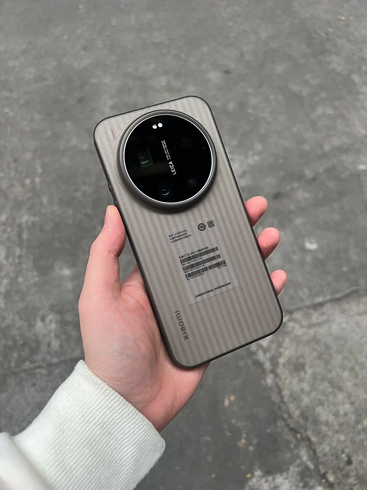 For Xiaomi 17 Ultra Case Deluxe Matte Raster PC Back Cover For Xiaomi MI 17 Ultra Transparent Shockproof Bumper MI17Ultra Funda