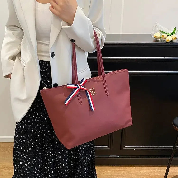 Vintage Elegant Diaper Bag: Luxury Crossbody Handbag For Women With Designer Letter Logo And Large Capacity Tote Function