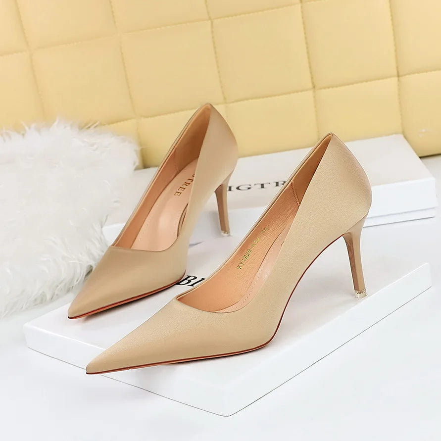 Large Size 43 Pointed Shoes Woman Pumps Professional OL High Heels Office Shoes Silks Satins Women Heels Stilettos Ladies Shoes