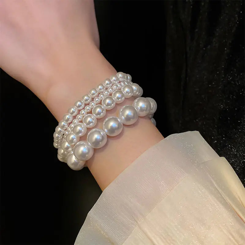 Elegant White Faux Pearls Beaded Bracelets for Women Adjustable Elastic Rope Bracelet French Luxury Hands Jewelry Accessories
