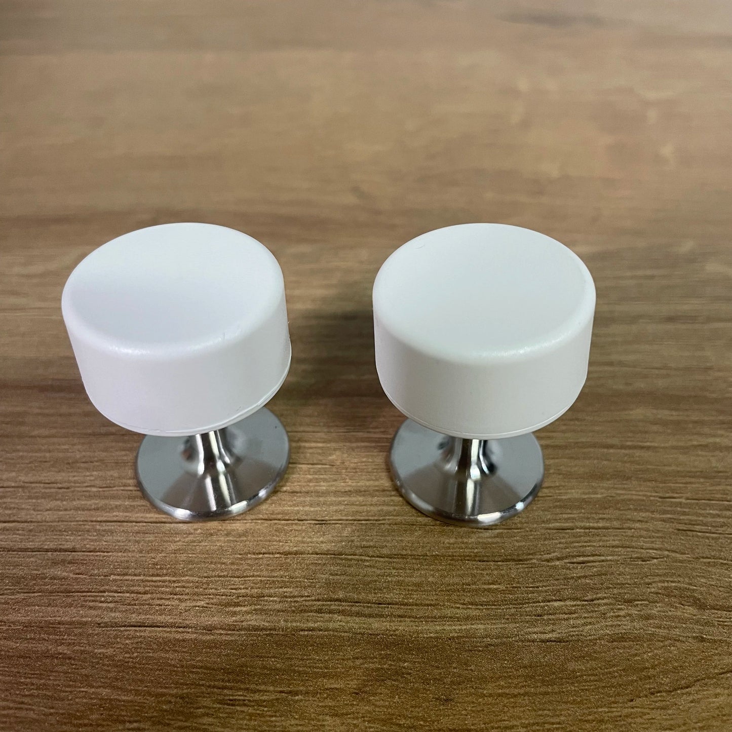 PVC Magnetic Lock White Cap with Stainless Steel Pin Plastic Lock for Restraint Belt Accessories Tools