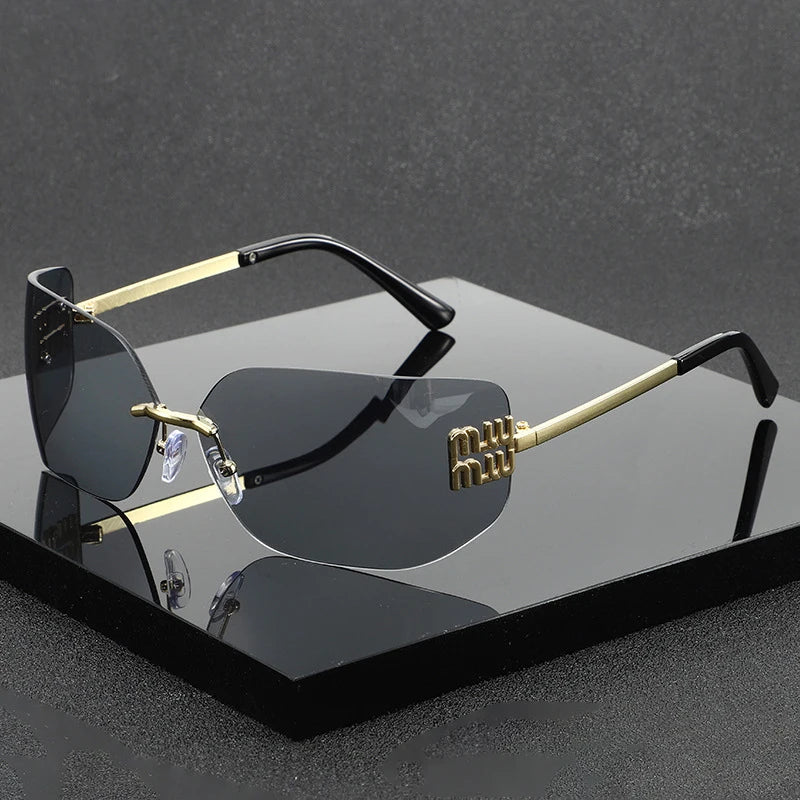 Women Brand Designer Rivets Rectangle Gradient Curved Shades Classic Sun Glasses Female Funky Metal Luxury Rimless Sunglasses